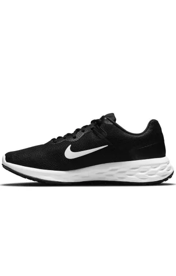 Nike Revolution 6
