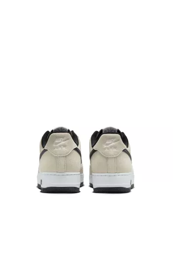 Nike Air Force 1'07 LV8