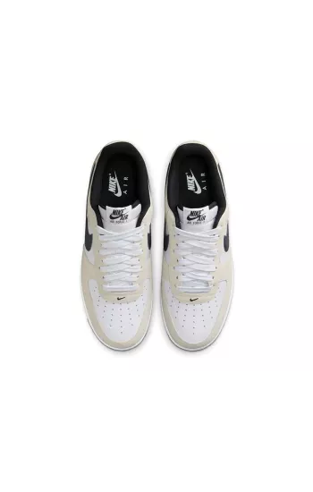 Nike Air Force 1'07 LV8